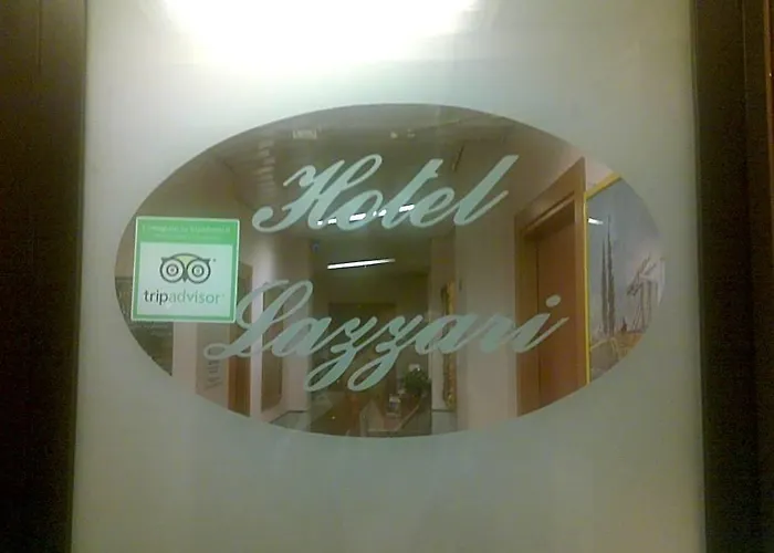 Lazzari Otel