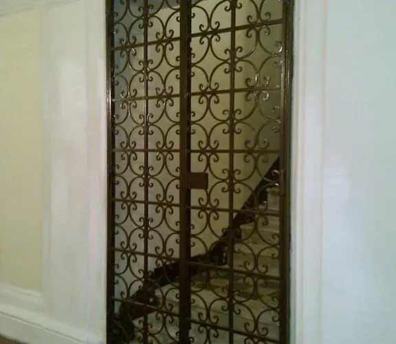 Lazzari Roma